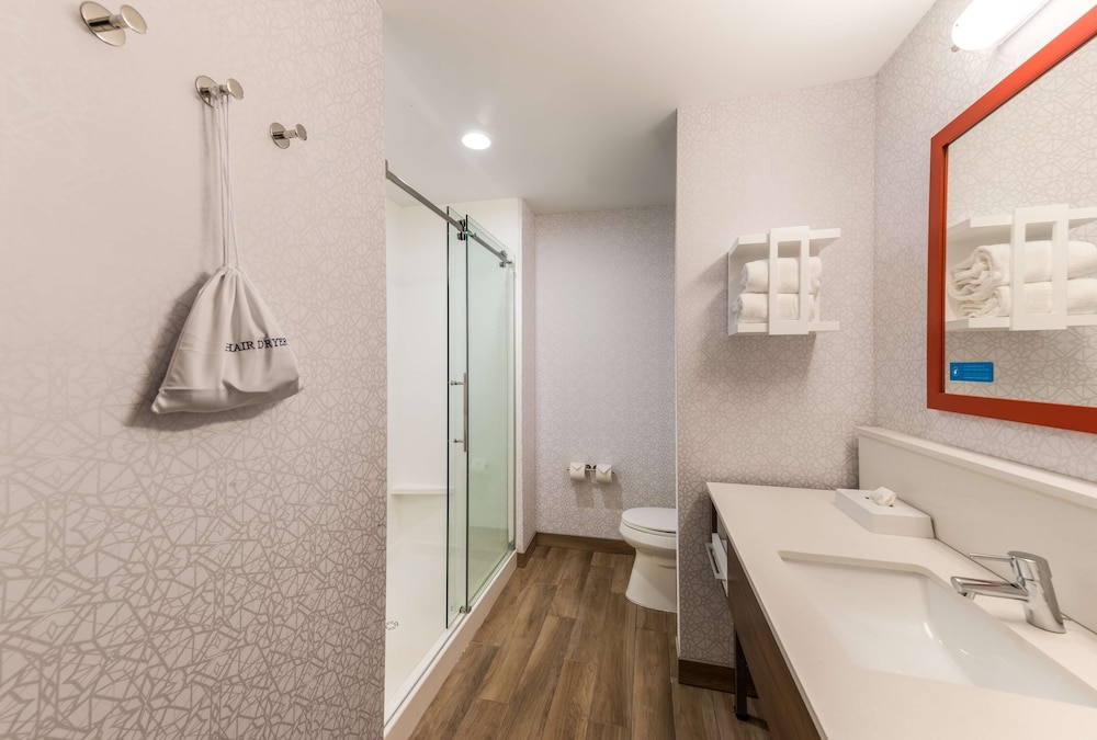 Hampton Inn and Suites Benton Harbor MI 13/47