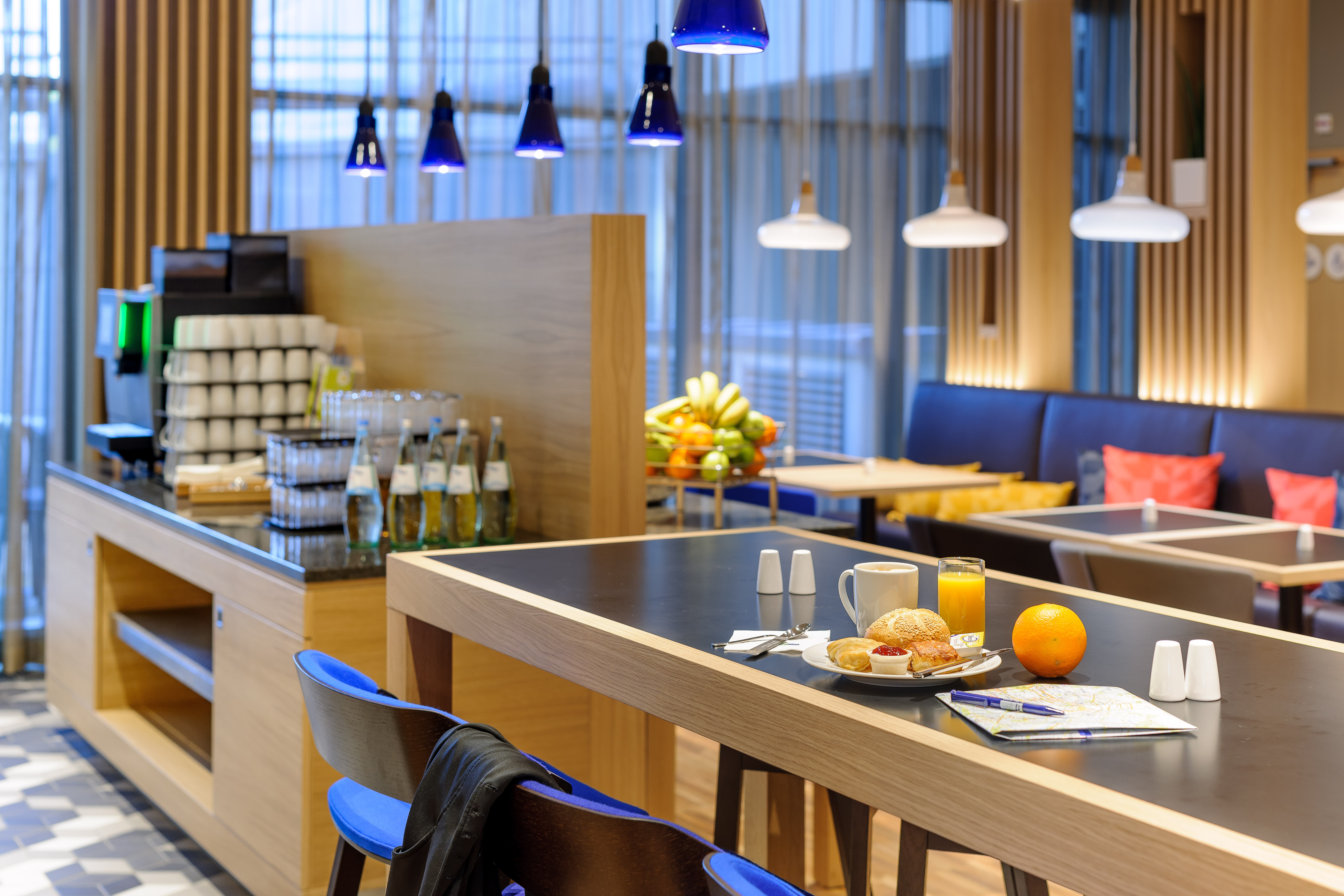 Holiday Inn Express Berlin - Alexanderplatz 58/67