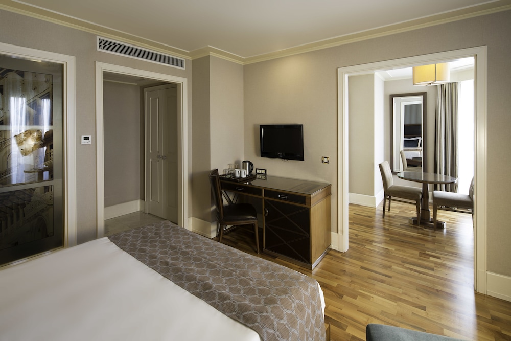 Titanic City Taksim Hotel 25/73