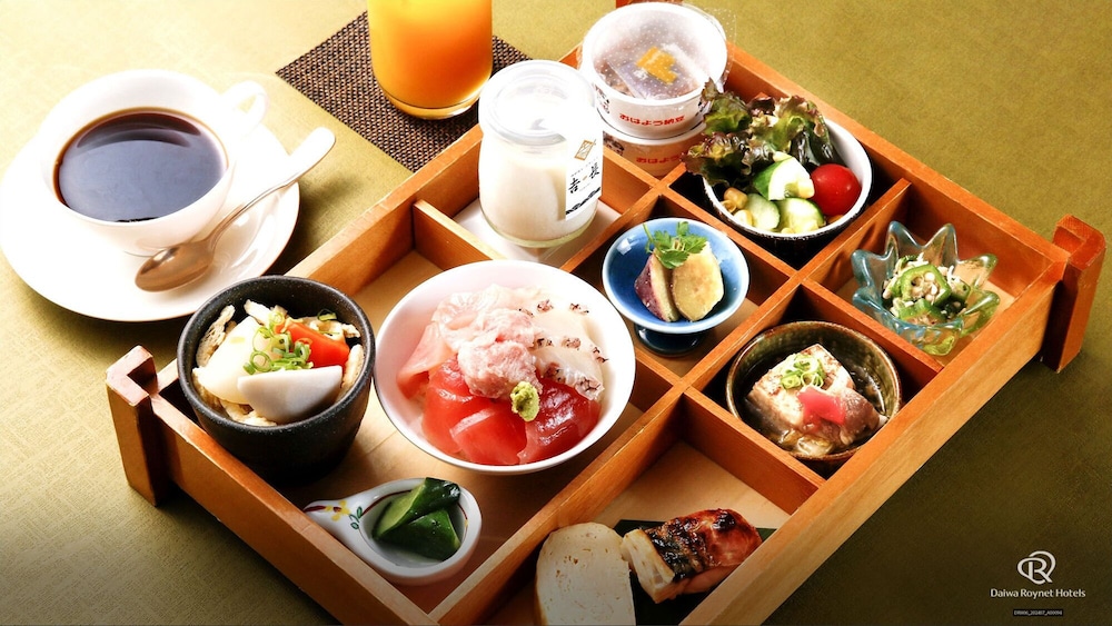DAIWA ROYNET HOTEL MATSUYAMA 54/63