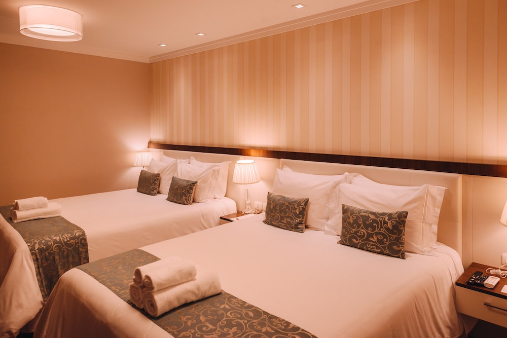 HOTEL JARDINS DA COLINA 38/76