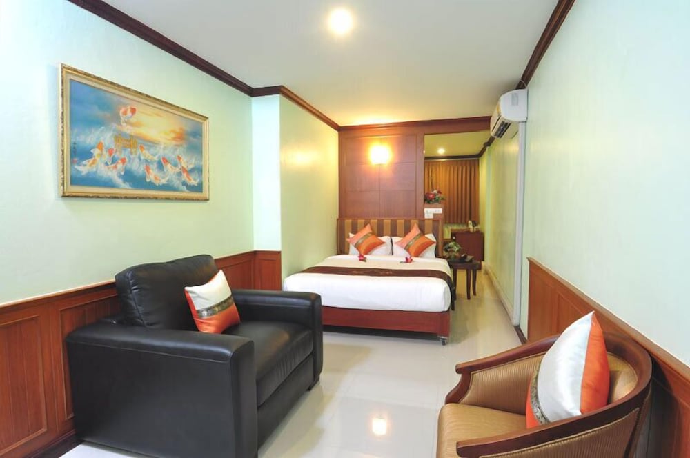 Sky Suites 21/35
