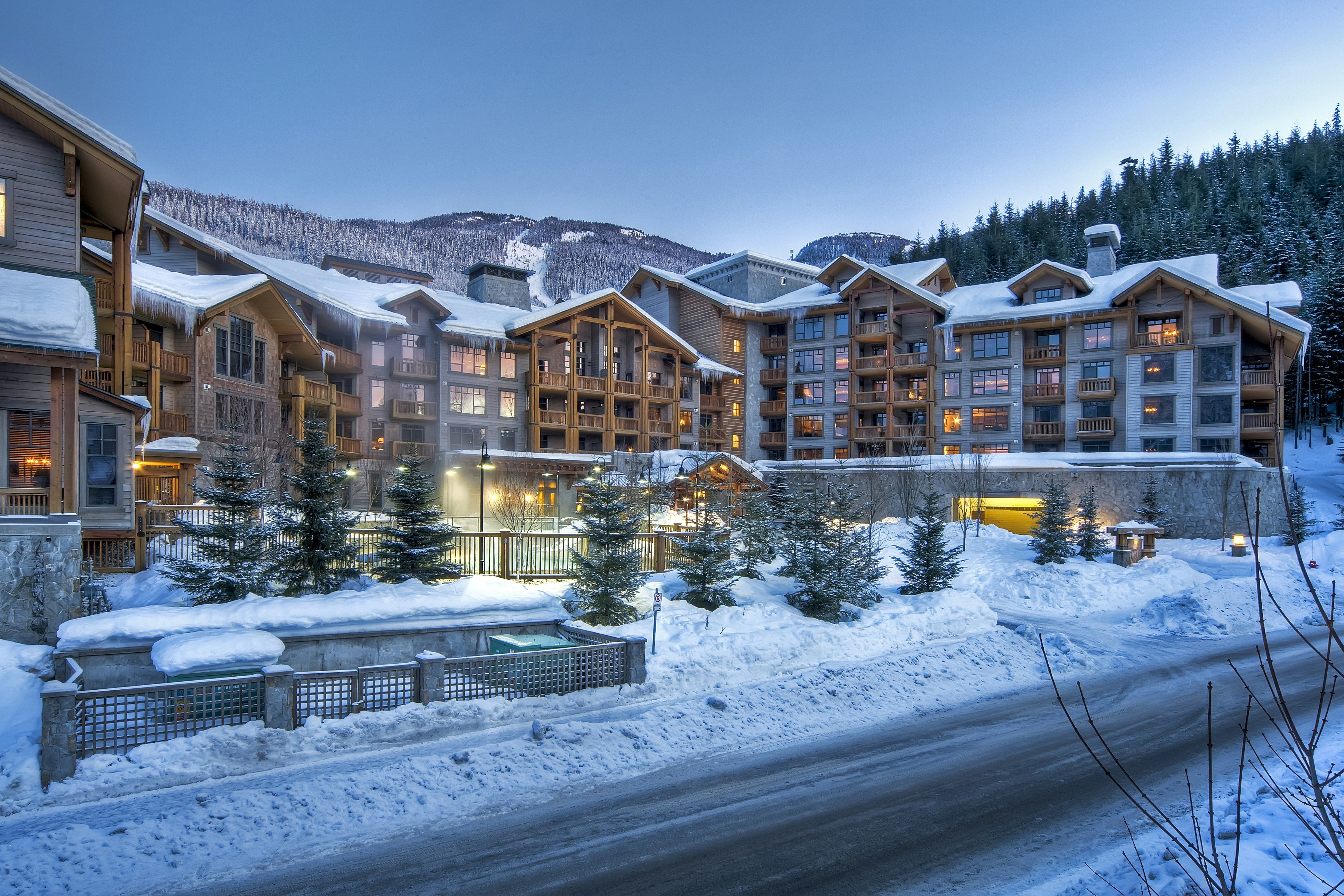 First Tracks Lodge 49/51