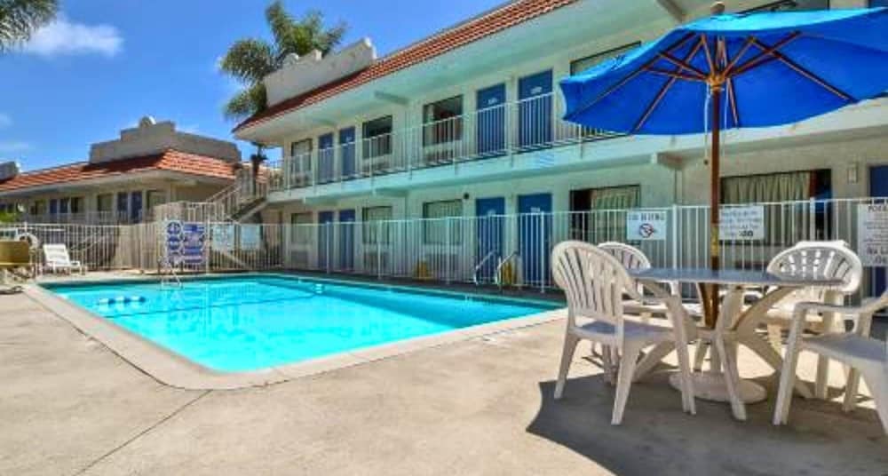 Motel6 Carlsbad, CA - Near Legoland 49/53