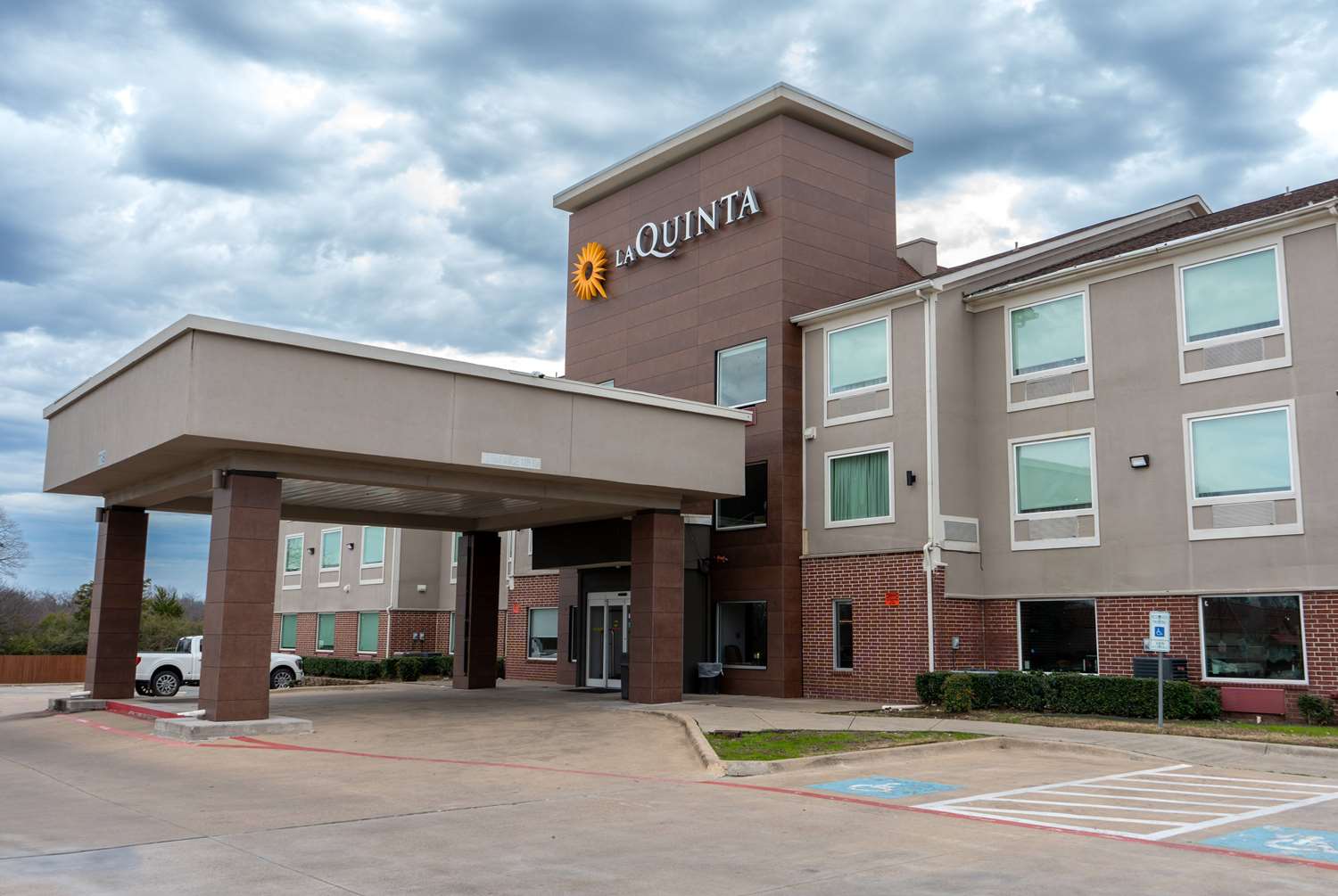 La Quinta Inn & Suites by Wyndham Dallas Mesquite 57/67
