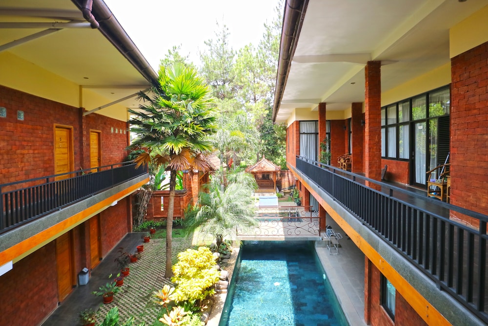 Villa Gardenia Bandung [VR] 51/60