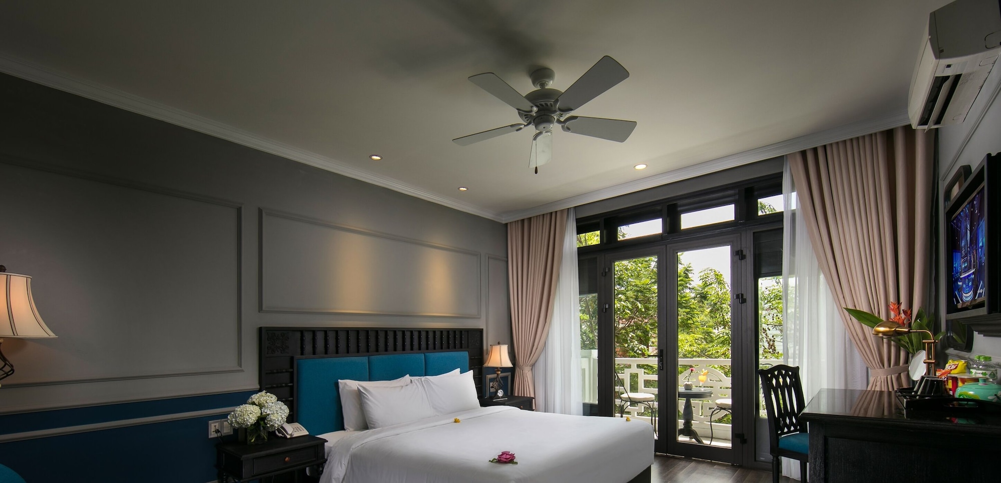 غرفة ديلوكس بسرير مزدوج أو سريرين منفصلين بإطلالة على المدينة بشرفة، Golden Holiday Hoi An Hotel 5/10