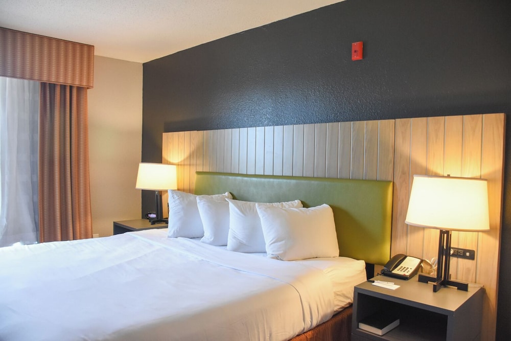 Country Inn & Suites by Radisson, Bloomington-Normal West, IL 29/56