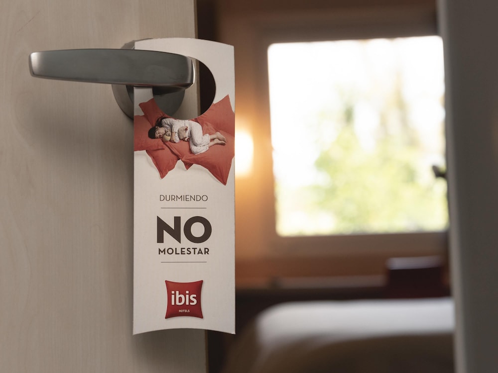 Ibis Pilar 40/63