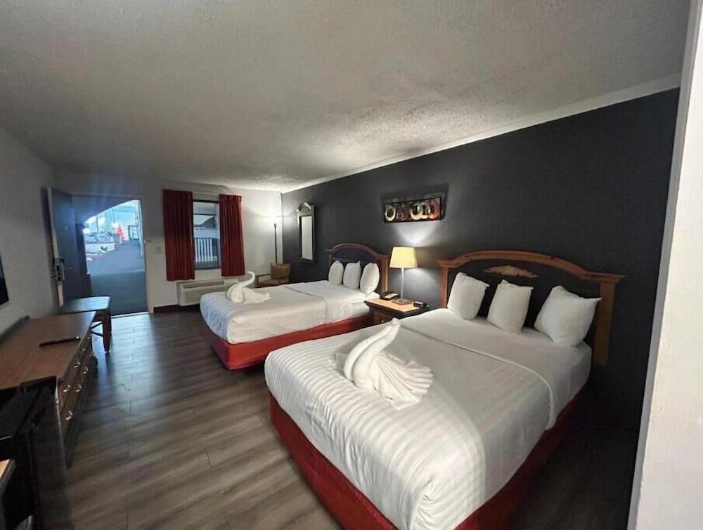 Suite Dreams Motel Mattoon I 57 21/58