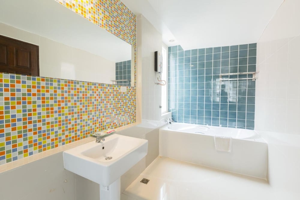Kiang Talay Resort 32/35