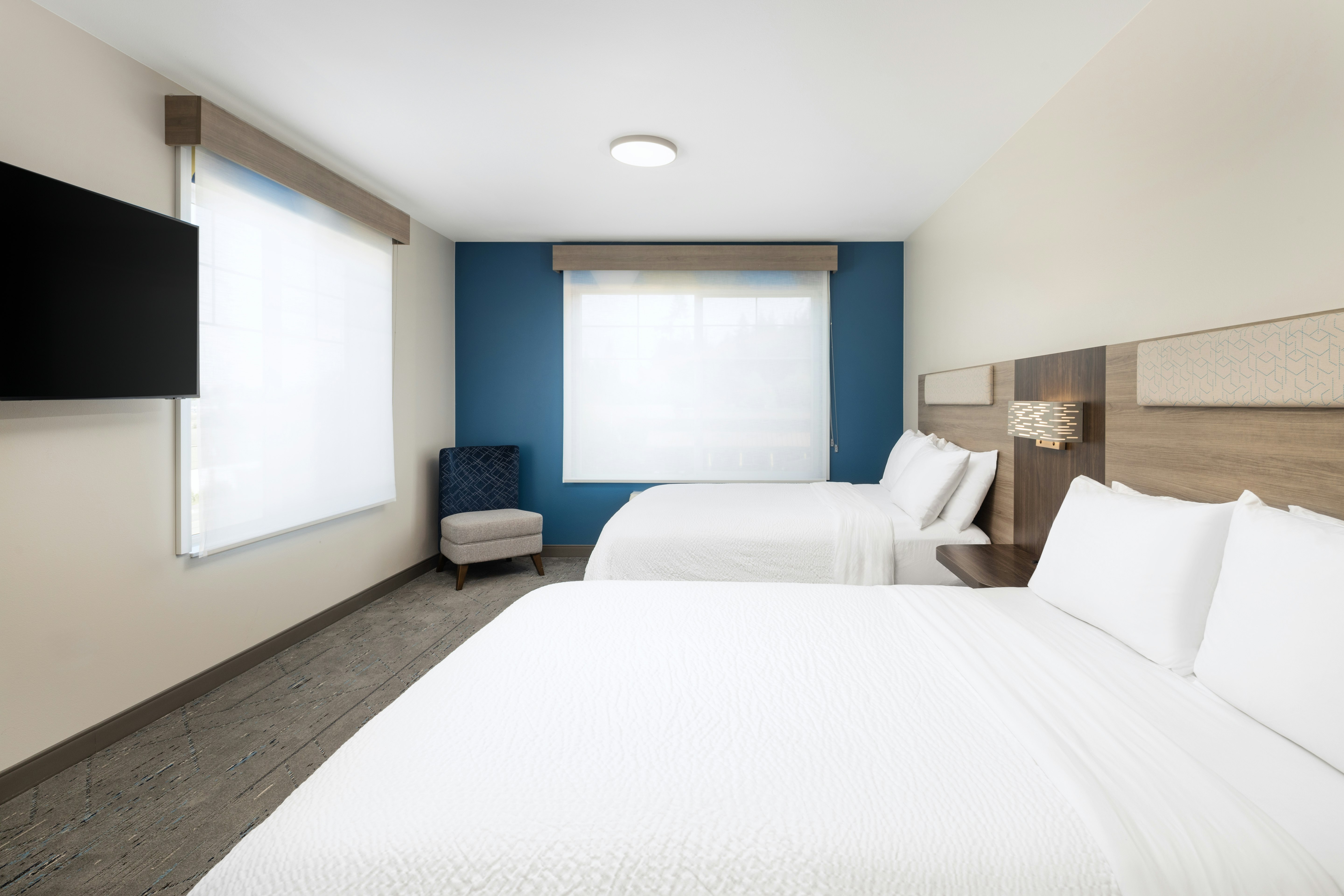Holiday Inn Express Hotel & Suites North Sequim 23/77