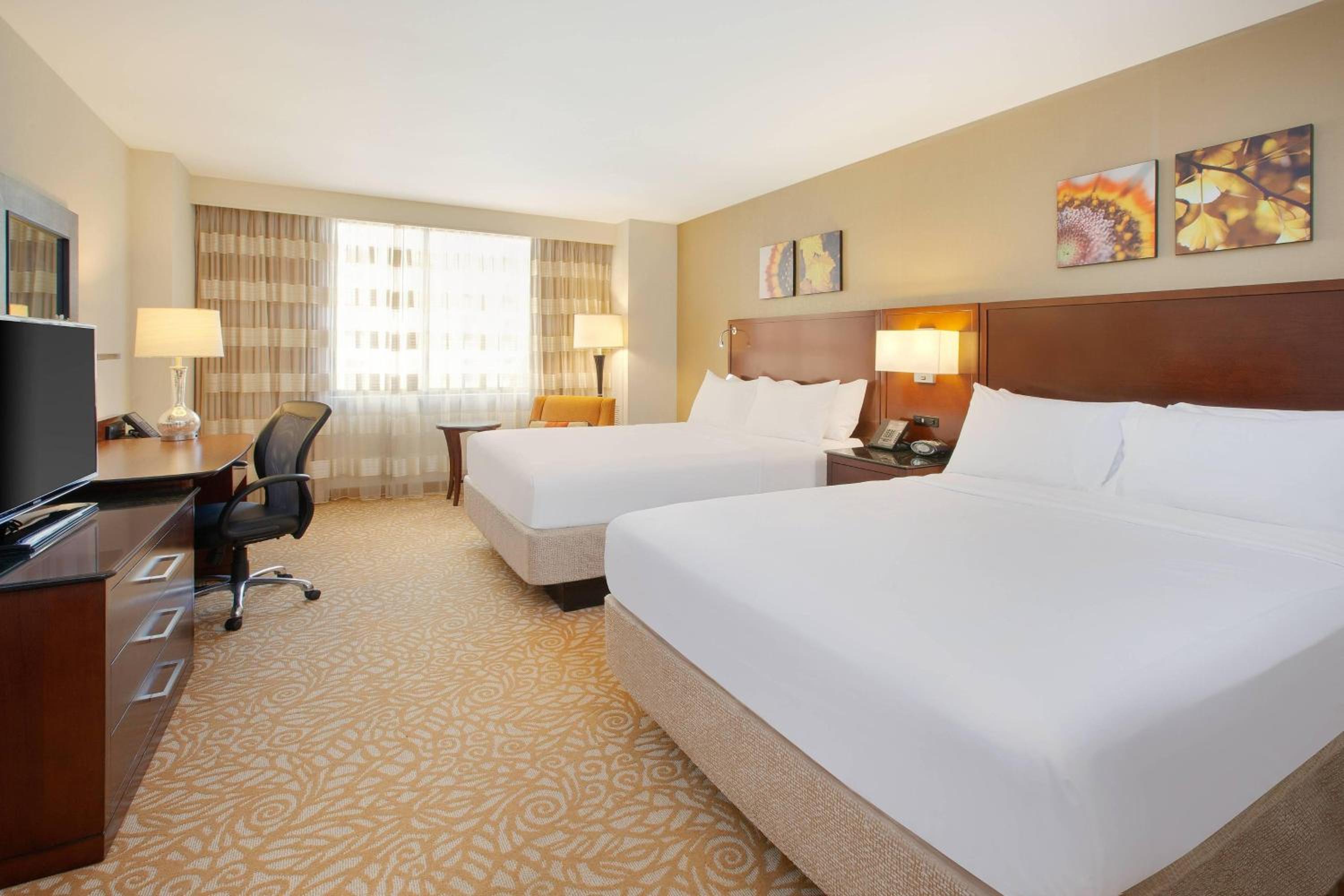 Room, 2 Queen Beds, Concierge Level