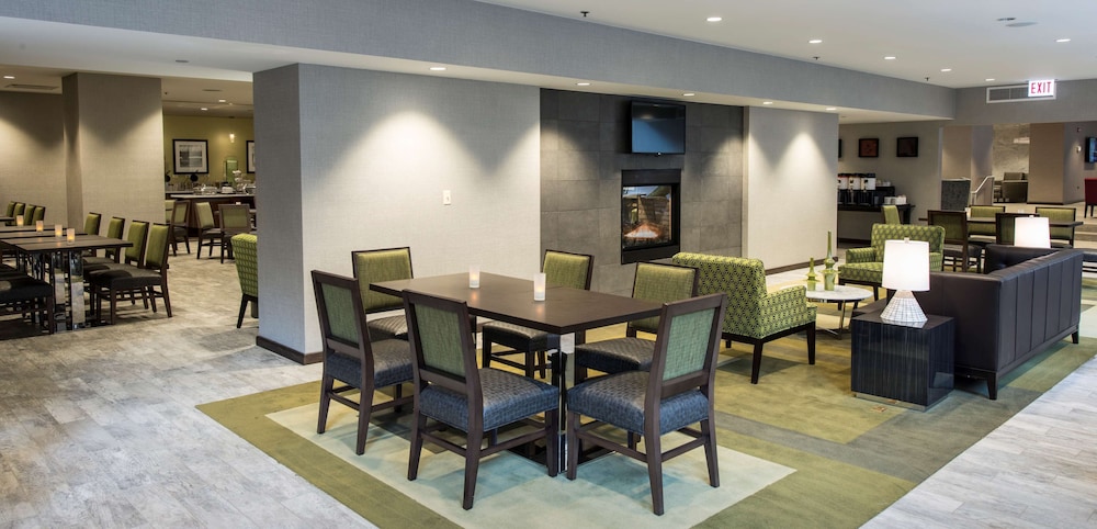 HAMPTON INN CHICAGO DOWNTOWN/MAGNIFICENT MILE 27/33