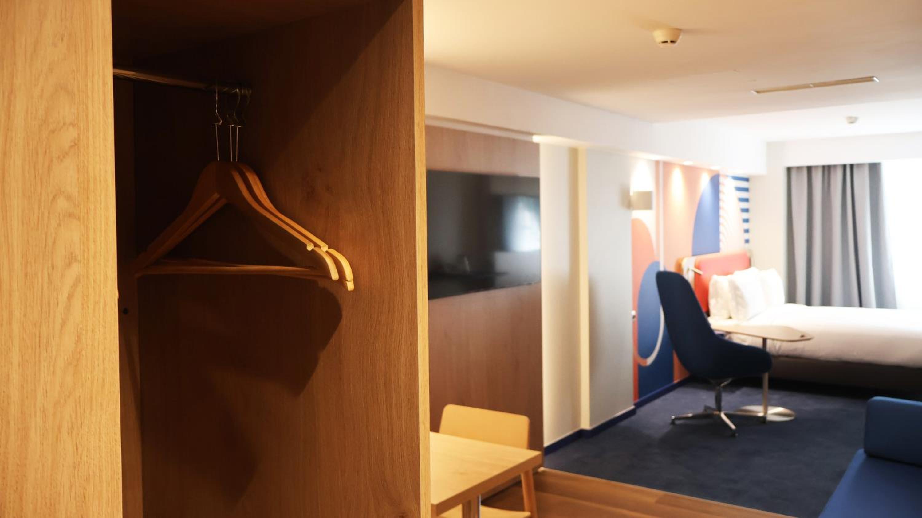 غرفة بريميوم بسرير كينج، Amazonia Lisboa Hotel 7/8