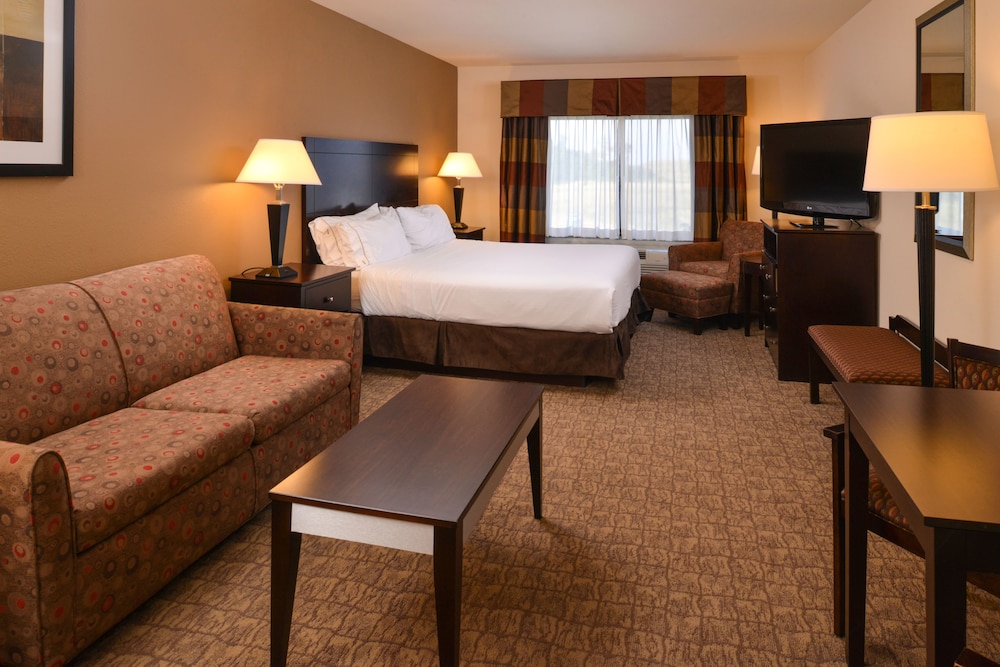 Holiday Inn Express Suites Wheeling 31/78
