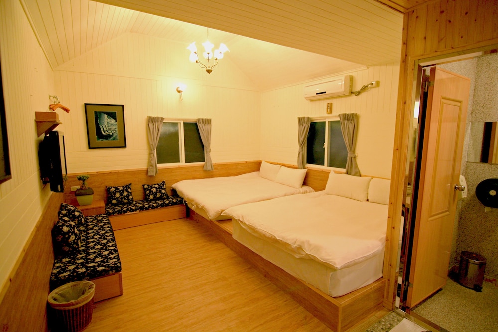 Ting Tau Garden Resort 10/50