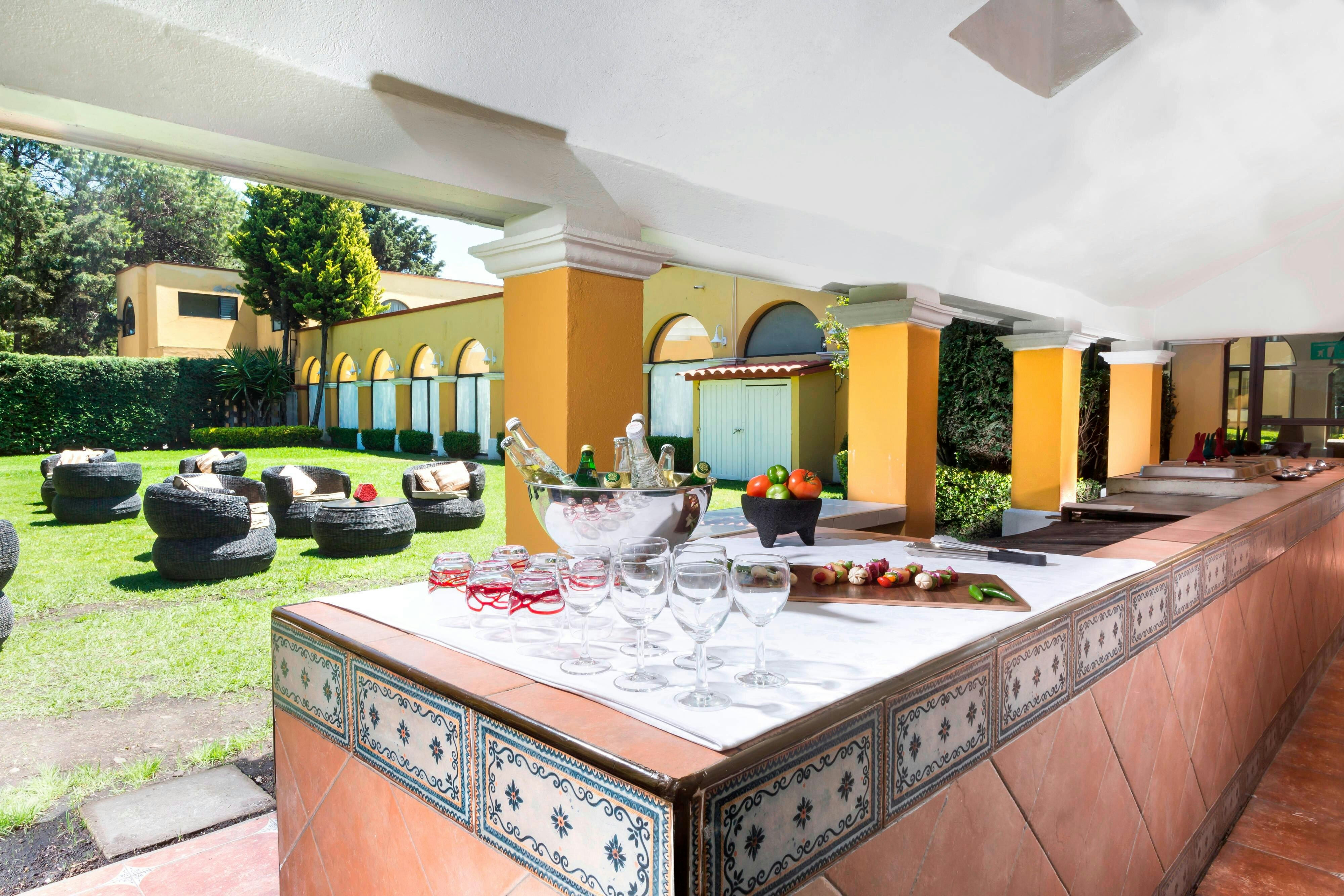Courtyard By Marriott Toluca Airport 7/45