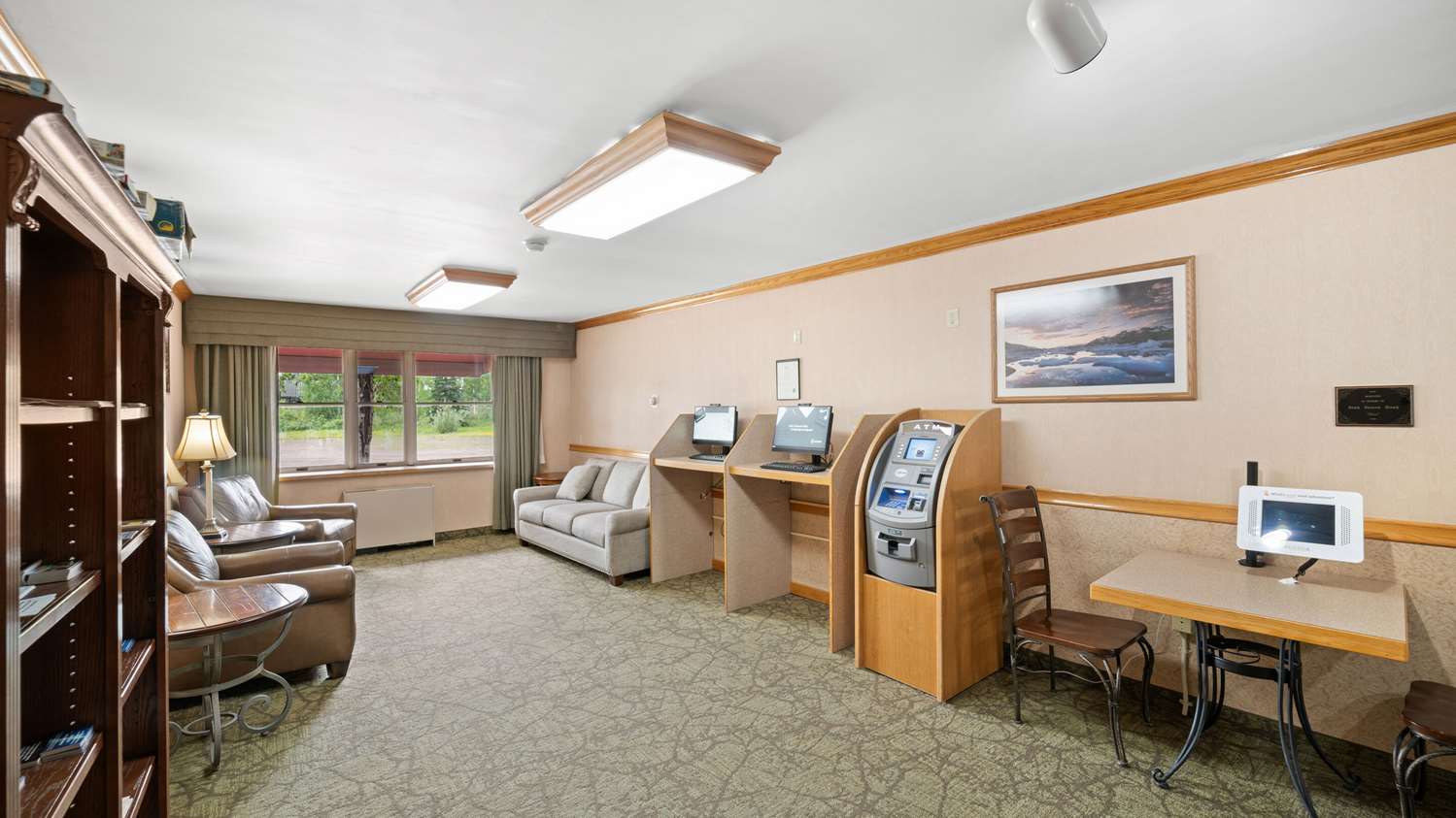 Clarion Hotel & Suites Fairbanks near Ft Wainwright 4/19