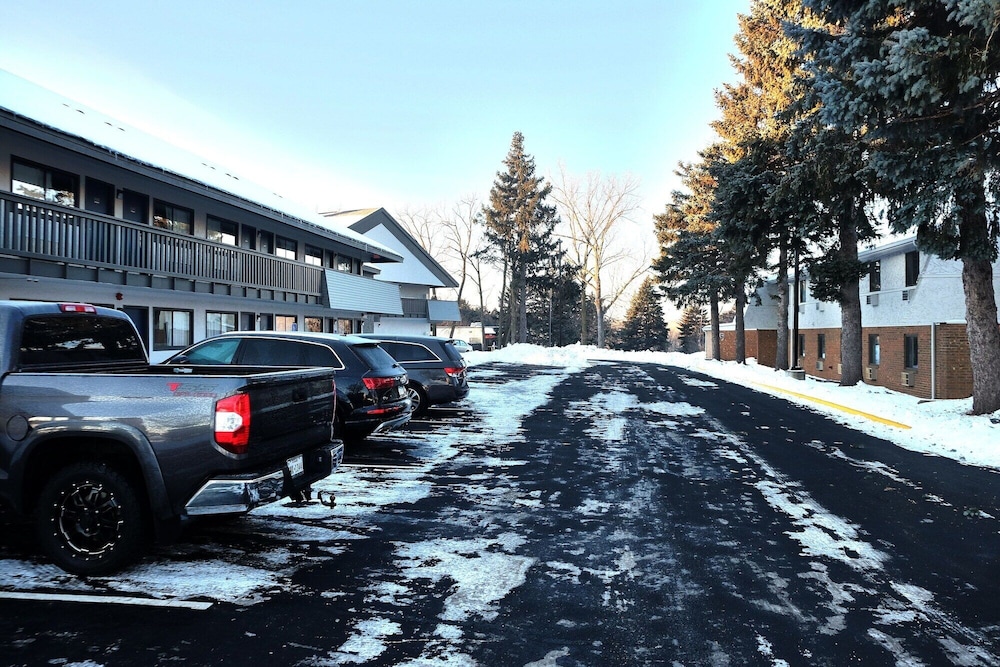 Motel6 Burnsville, MN 36/46