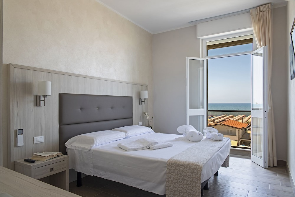 Biagi Hotel 8/50