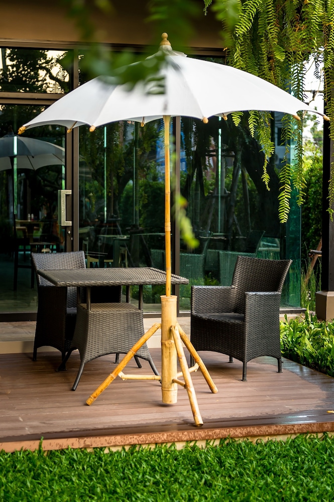 HYDE PARK CHIANGMAI 64/72