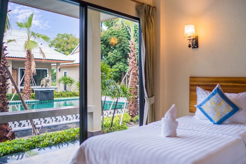 Tontan Resort Cha Am 12/45