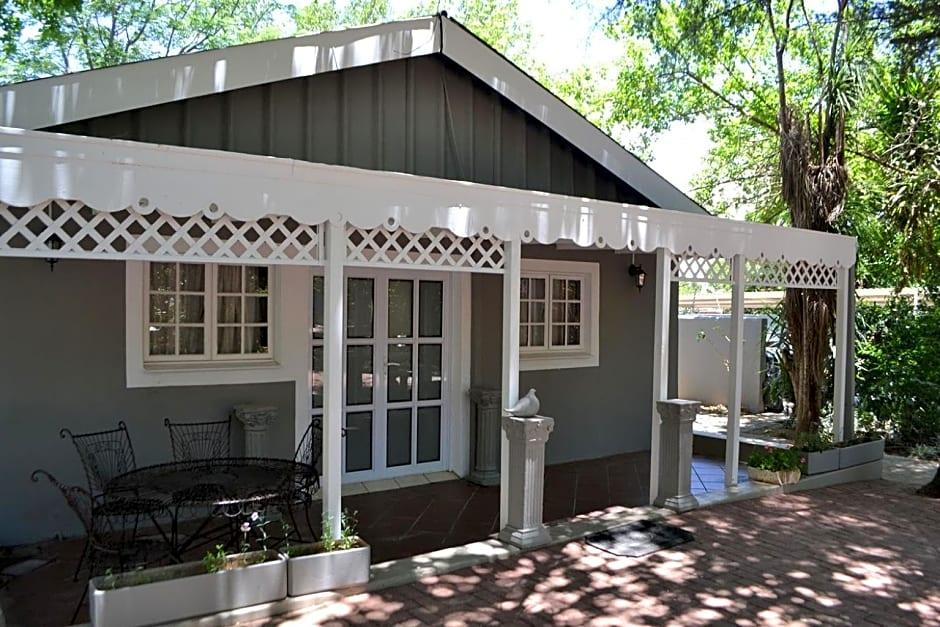 Hobbit Boutique Hotel 3/32