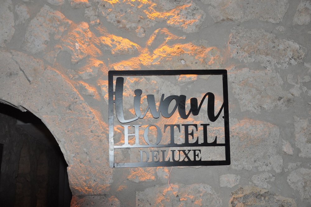 Livan Hotel Deluxe 29/57