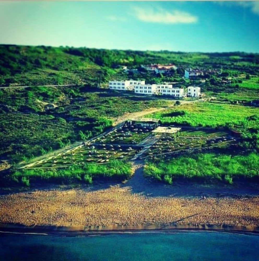Sukha Inn Otel & Beach 37/50