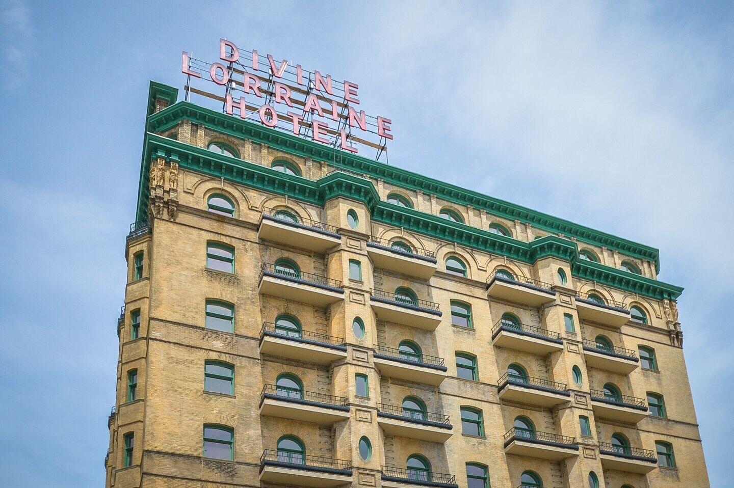 Mint House at The Divine Lorraine Hotel – Philadelphia in PHILADELPHIA - PA