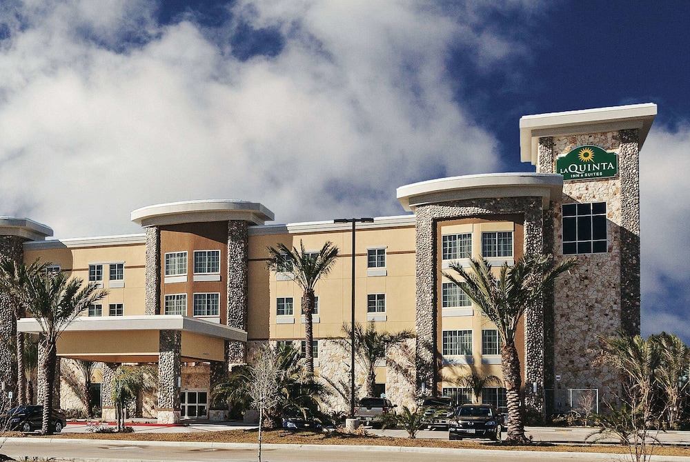 La Quinta Inn Suites Houston Willowbrook 1/61