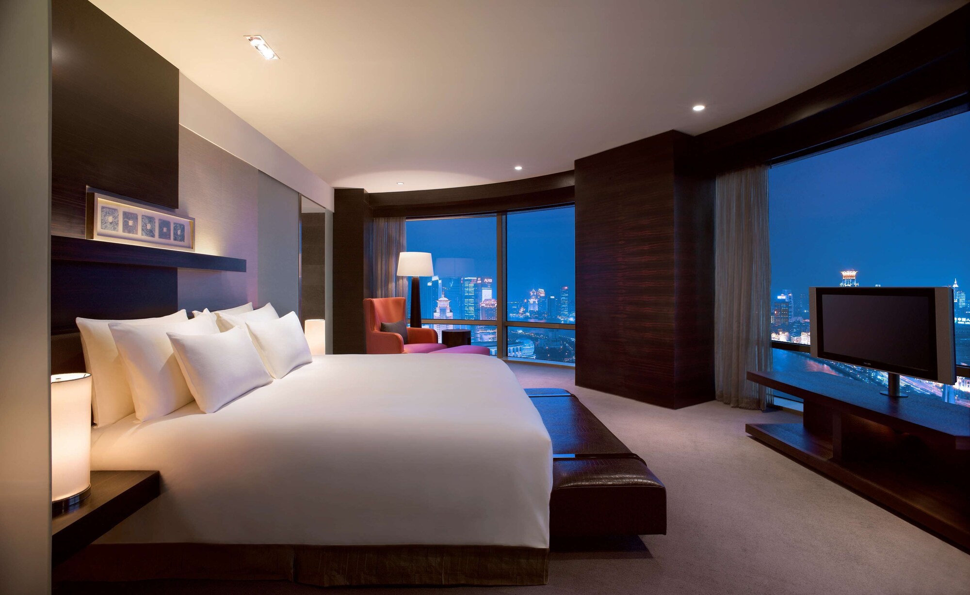 Diplomat, Suite, King Bed
