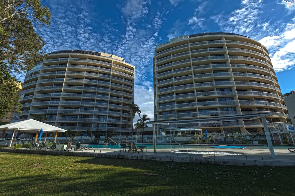 Gemini Resort 40/47