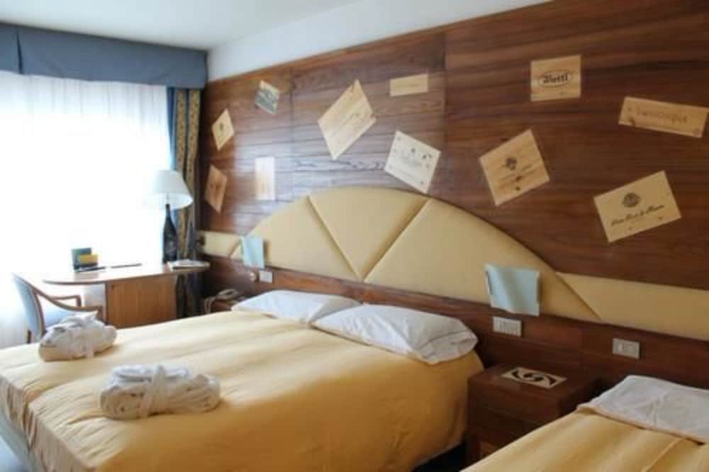 GRAND HOTEL SESTRIERE 9/63