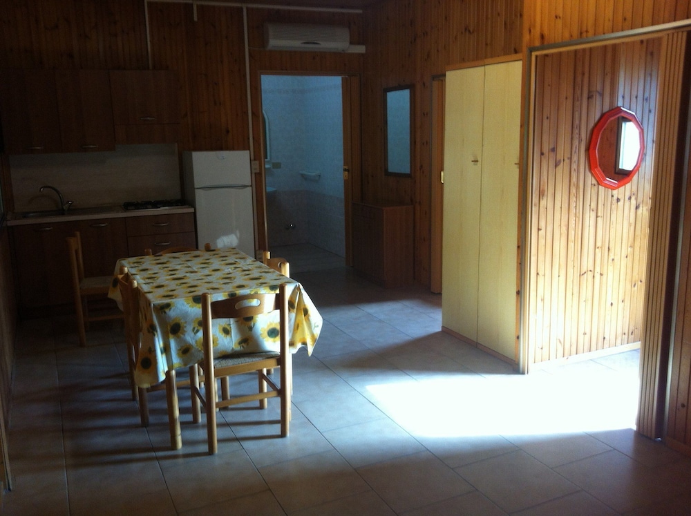 VILLAGGIO VIOLA 31/50