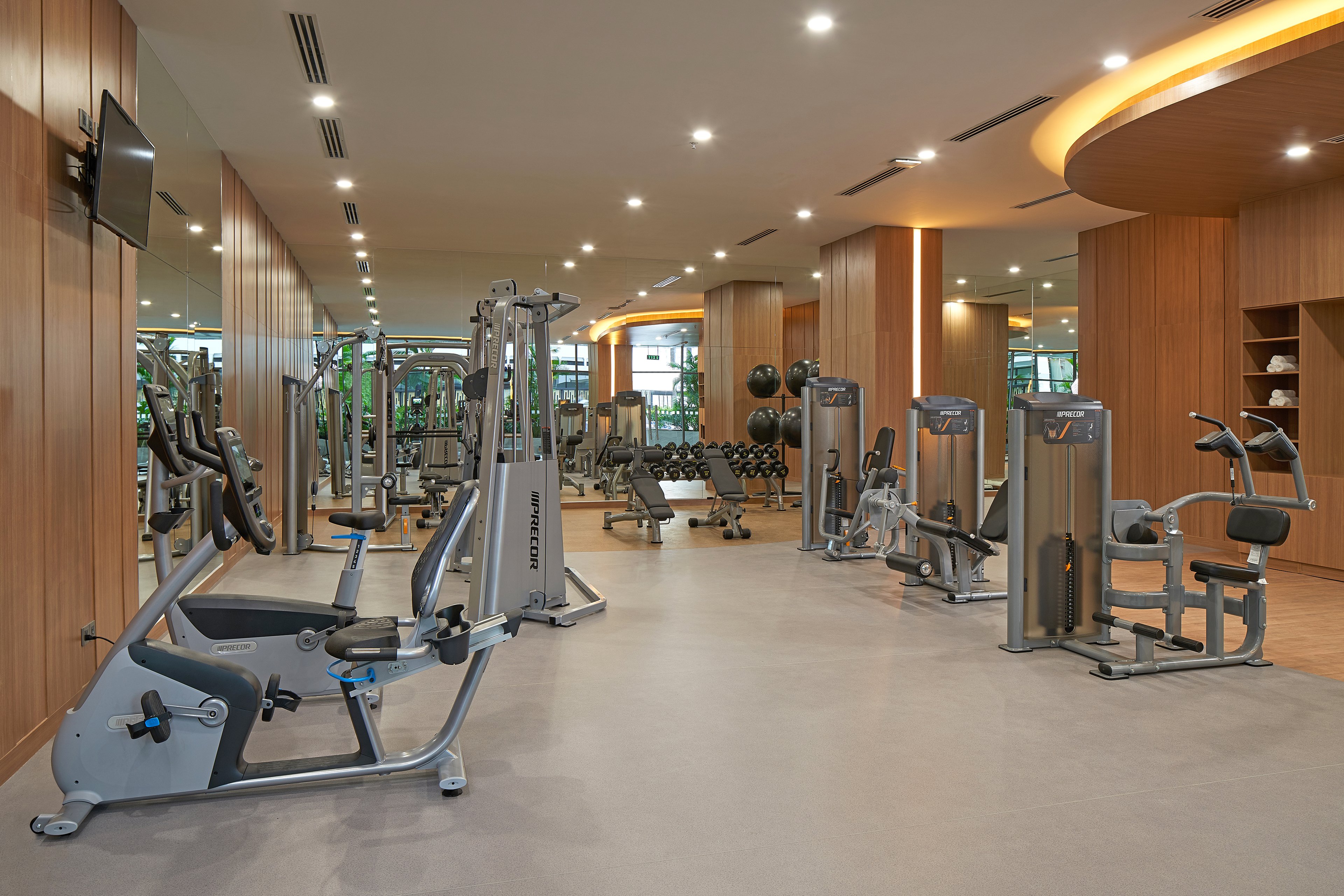 Holiday Inn & Suites Saigon Airport 22/50