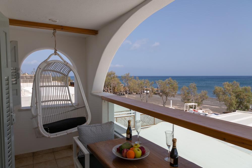 Glykeria Mini Suites 38/59