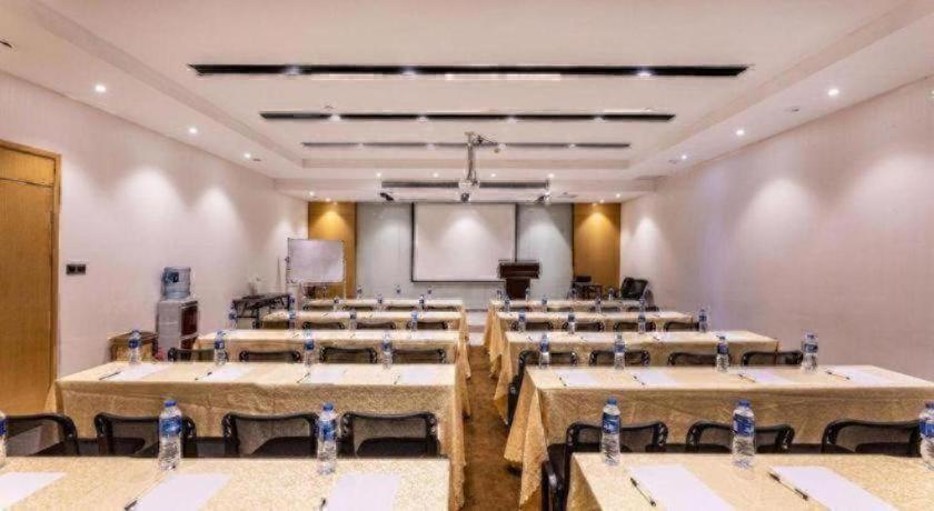 Jinjiang Inn (Suzhou Railway Station Wanda Plaza) 44/45
