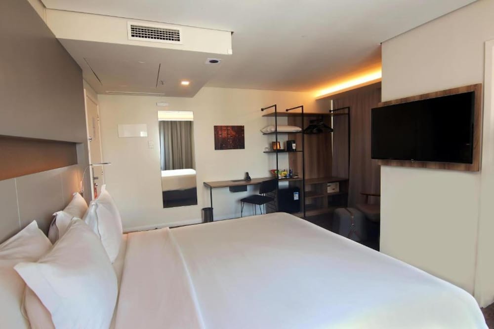 SMART, PREMIUM, QUEEN BED