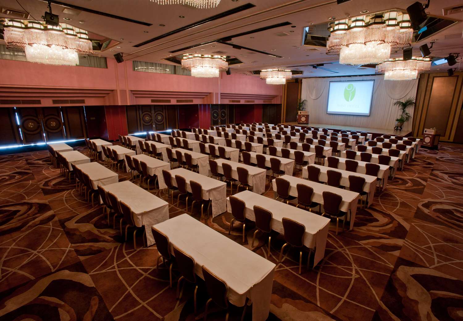 Rose Hotel Yokohama, WorldHotels Distinctive 36/40