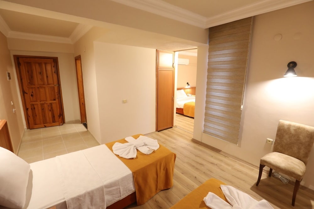 Luna Piena Beach Hotel 11/50