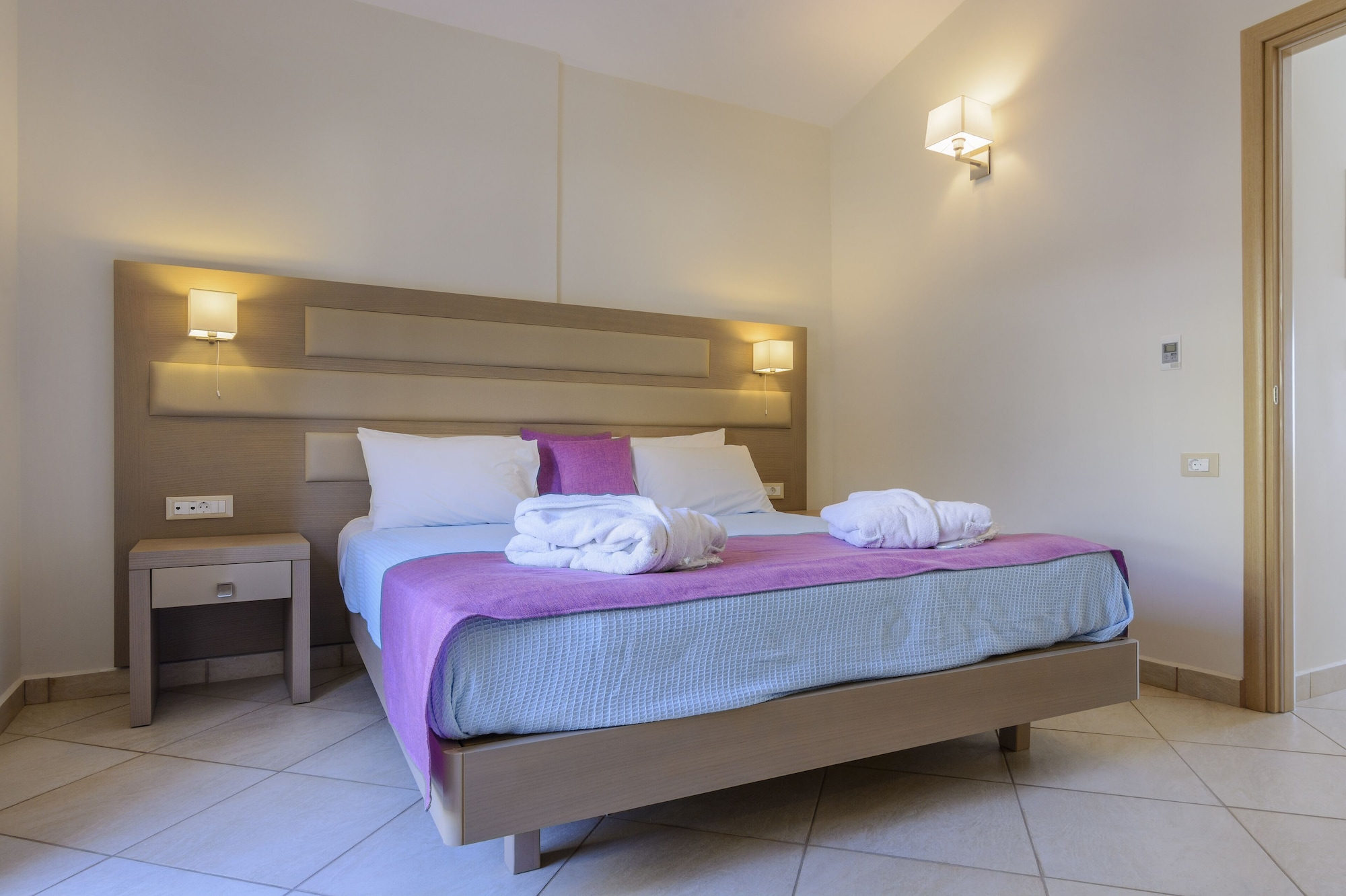 Superior, Studio, Single, Single Bed, Garden View