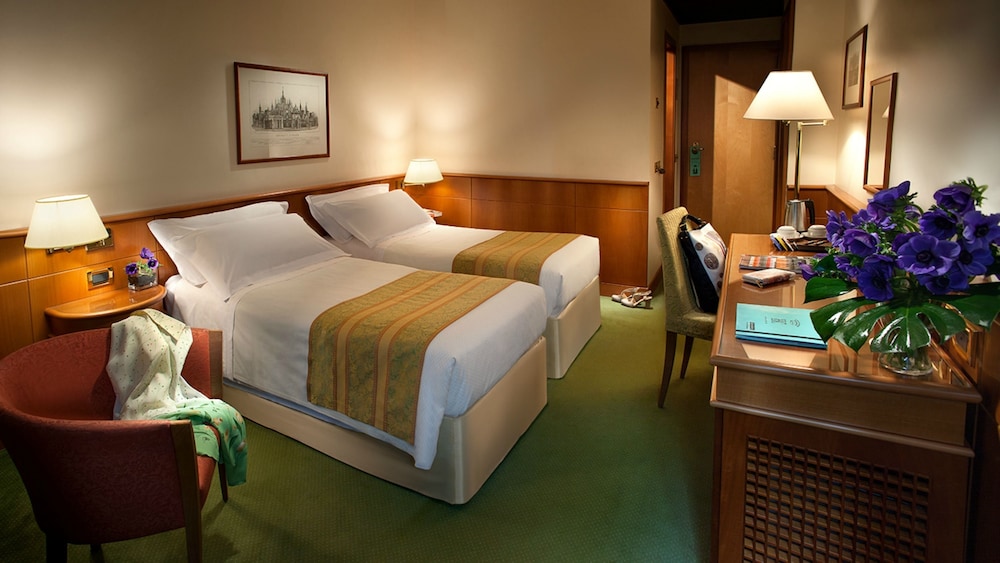 CLASSIC, TWIN BEDS