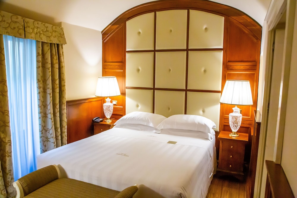 Golden Tower Hotel and Spa 11/38