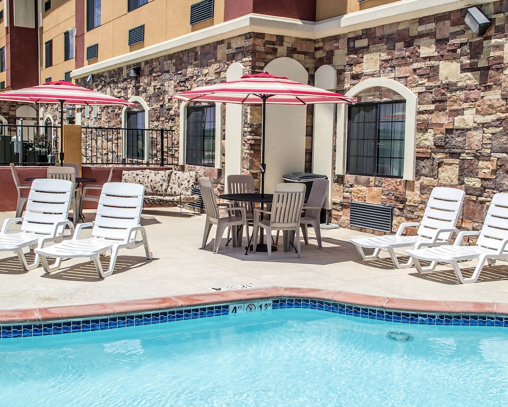 Comfort Inn & Suites Glenpool 5/32