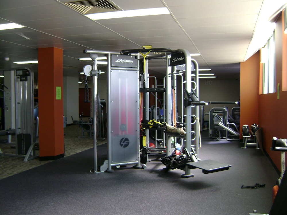 Ibis Styles The Entrance 25/50