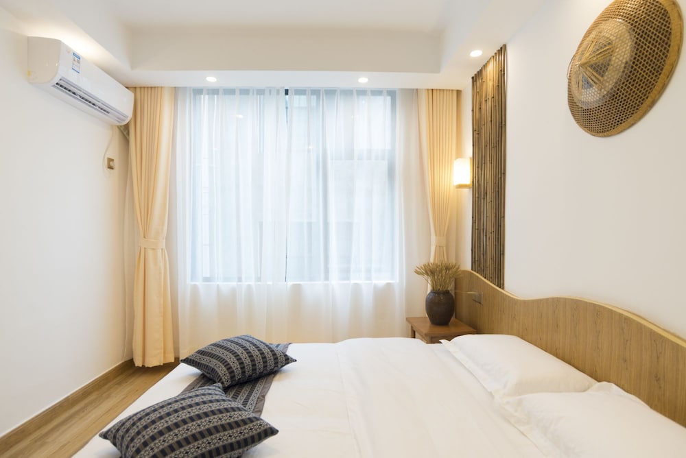 Jiesu Renwen Guest House 21/40