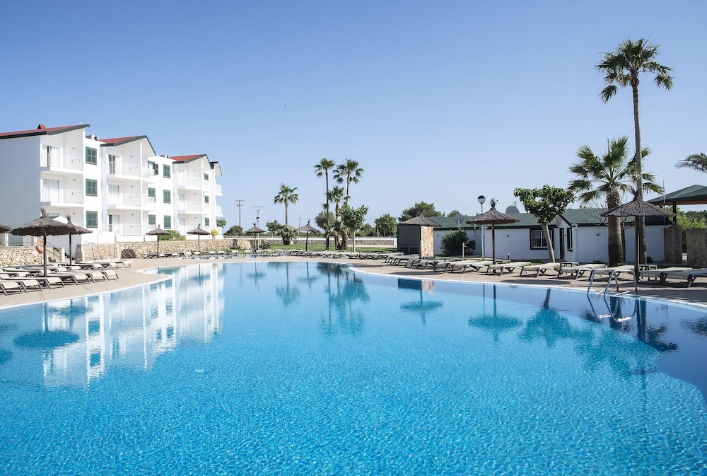 Pierre & Vacances Menorca Cala Blanes (ex Roc Cala D’en Blanes Beach Club Aparthotel) 63/69