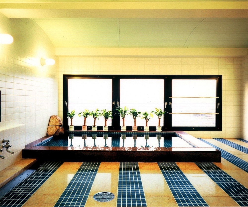 Sakaide Plaza Hotel 15/25